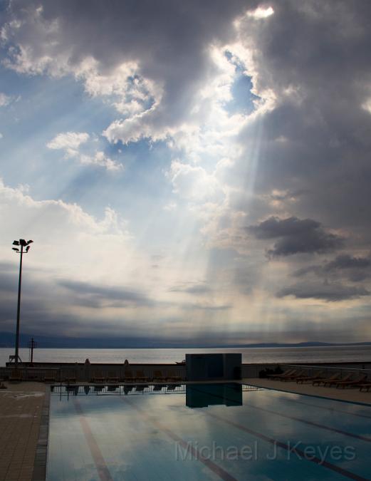 IMG_4182 copy.jpg - Opaja, pool, early morning